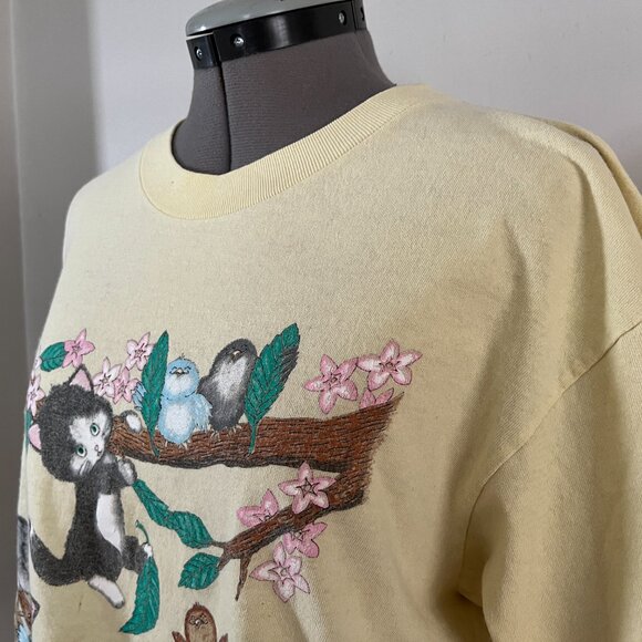 VTG 80s Sz M Yellow Cotton Kittens and Birds Cropped Tee Cute Animals - Picture 2 of 8